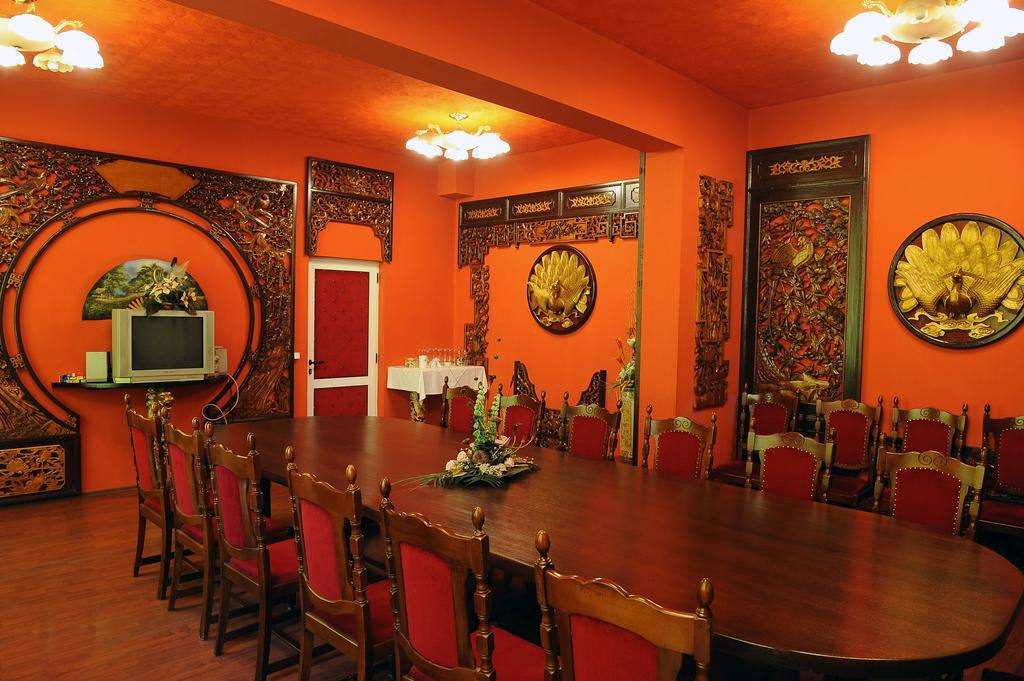 Hotel Ciao Targu Mures Facilidades foto